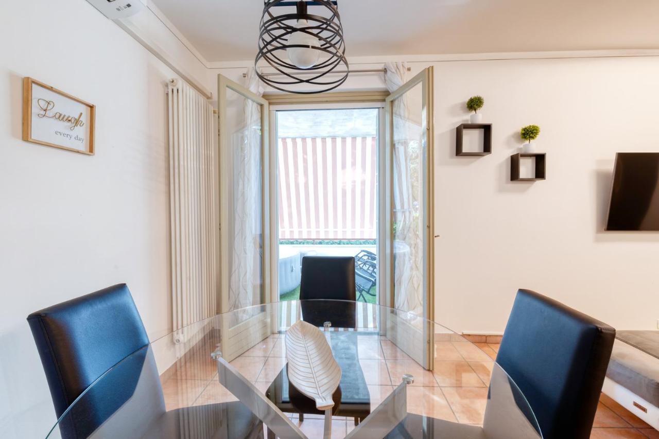 Wolf House - Peschiera Holiday - Jacuzzi Privata Πεσκιέρα ντελ Γκάρντα Εξωτερικό φωτογραφία